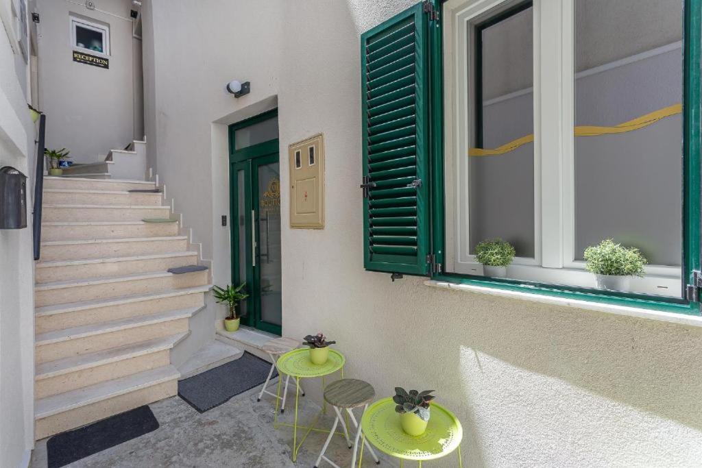 X Boutique Marinac Studio Apartments & Rooms 시베니크 외부 사진